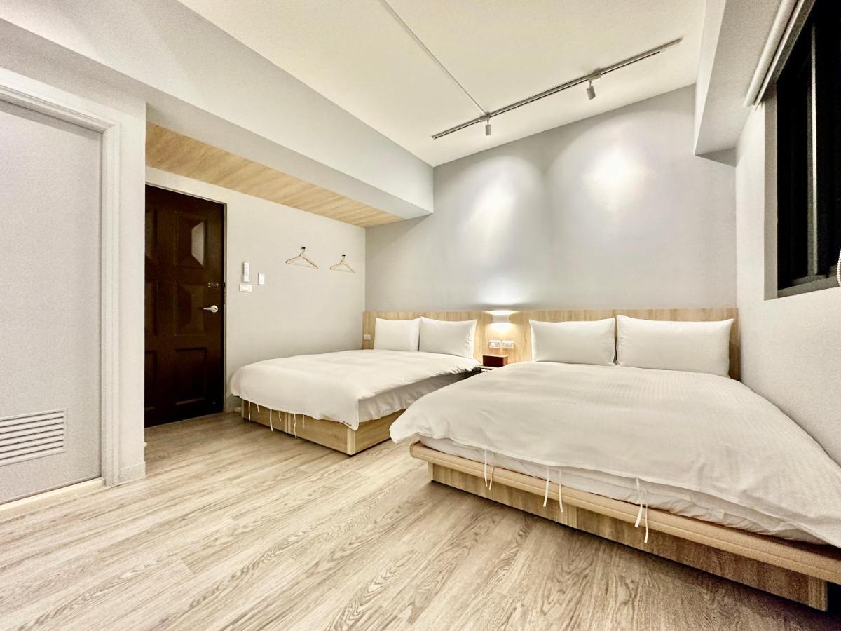 Апартаменты 茗居 House Тайчжун Экстерьер фото